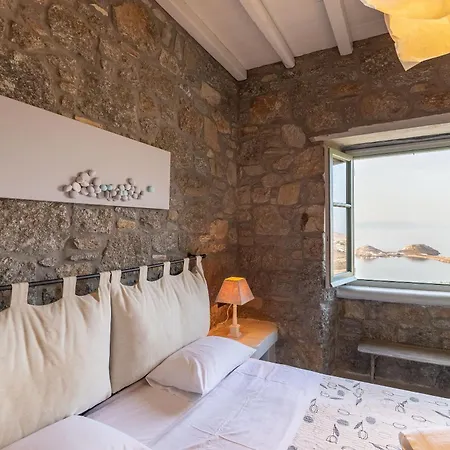 Mykonos Mint - Sofia Kalafatis
