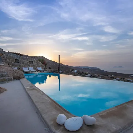 Mykonos Mint - Sofia * Καλαφάτη